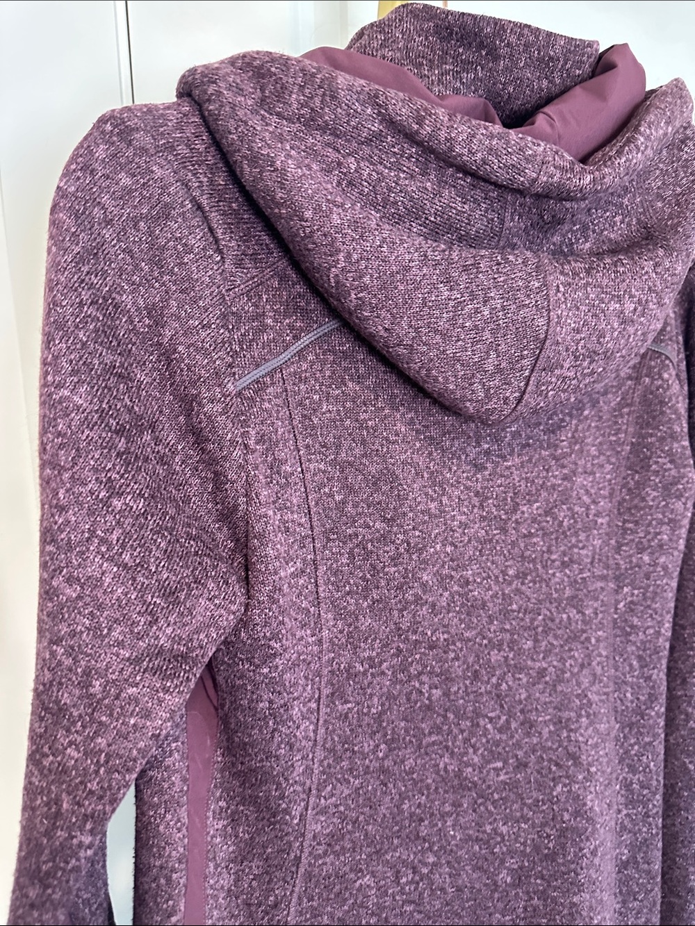Sweater Subcategory Identification - Picture 4 of 4